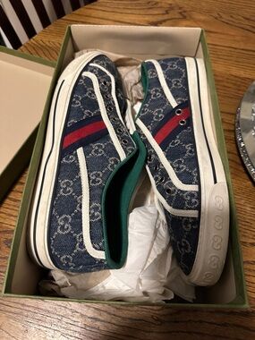 Gucci 1977 Denim Low-Top Sneaker with Red & Blue Web Stripe/Green lining SZ 11